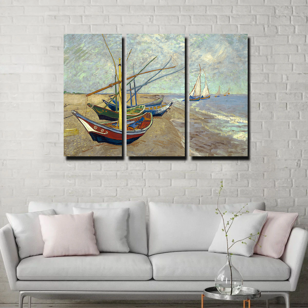 Vissersboten op het strand van Les Saintes-Maries-de-la-Mer Wall Art