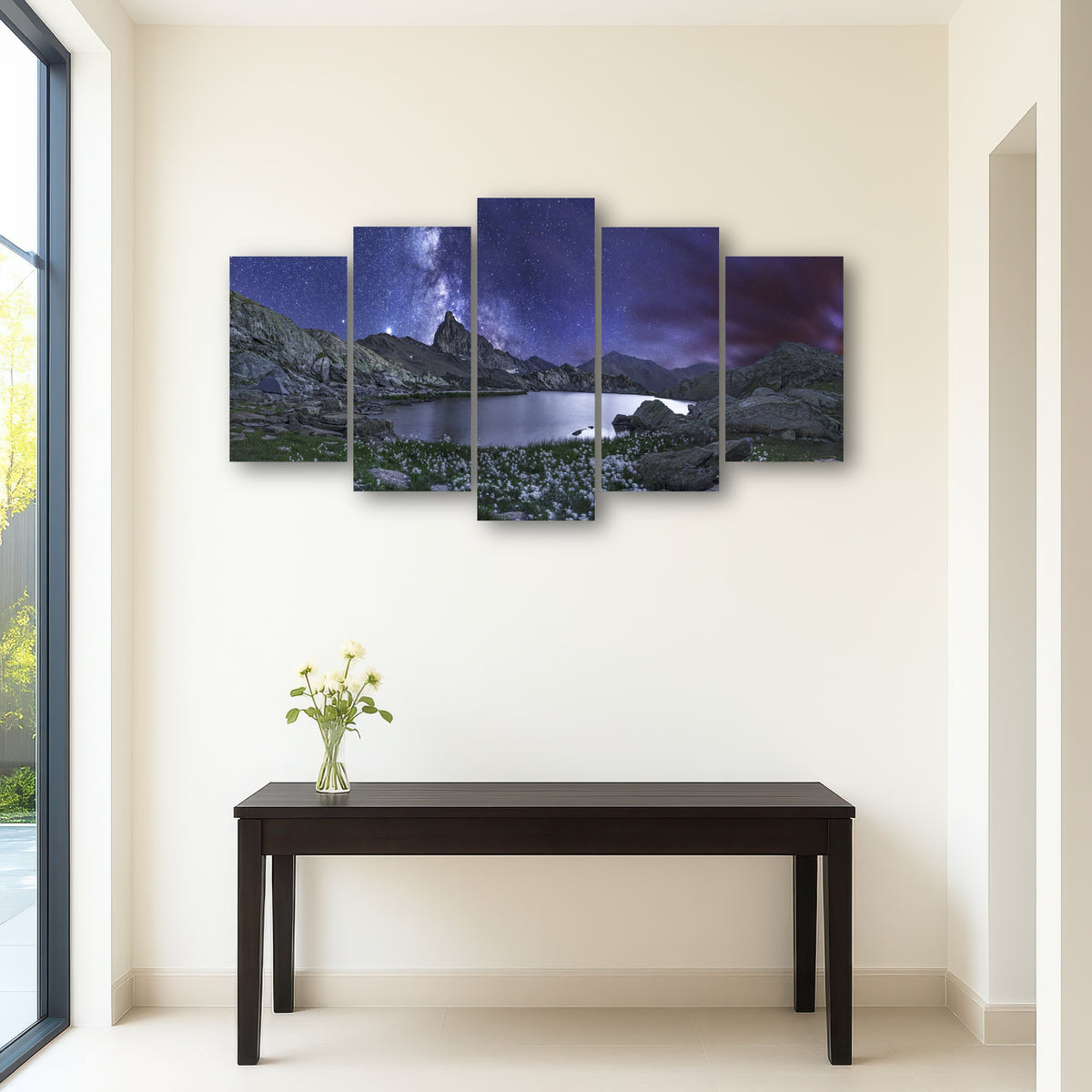 AUTO-MOCKUP ROOM | A Lake of Queyras