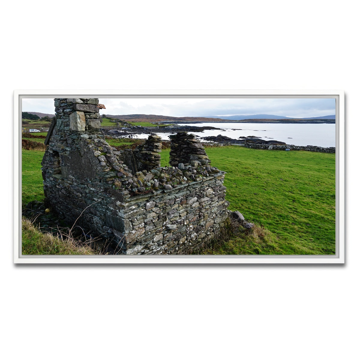 AUTO-MOCKUP WHITE | Abandoned House - Trafask, Ireland | 1 Piece | White Framed Canvas | group=2x1