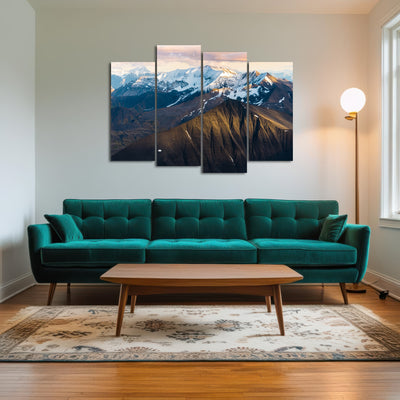 AUTO-MOCKUP ROOM | Alaskan Mountains