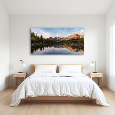 AUTO-MOCKUP ROOM | Alaskan Reflection