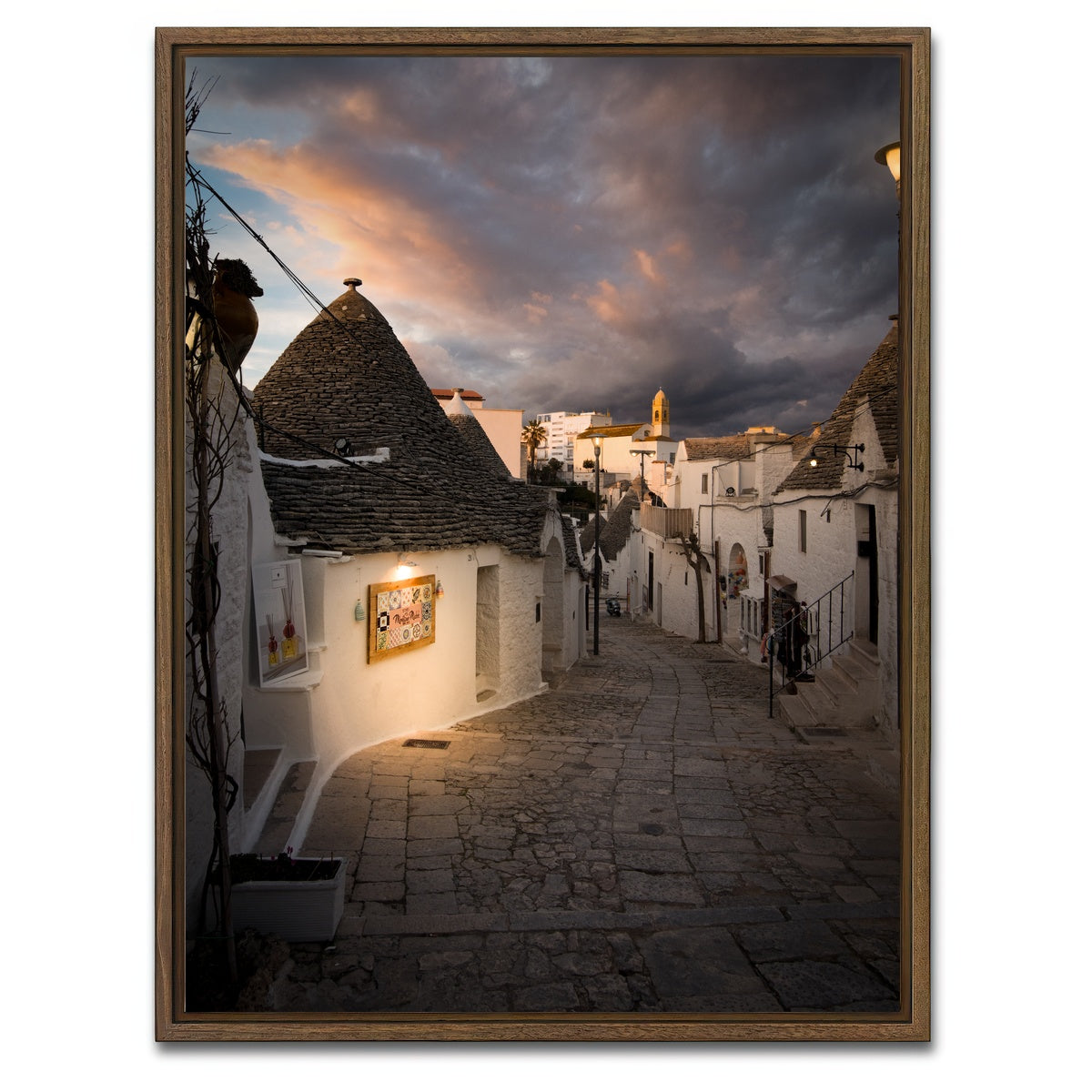 AUTO-MOCKUP WHITE | Alberobello | 1 Piece | Walnut Framed Canvas | group=3x4