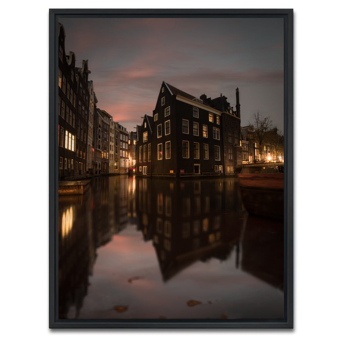 AUTO-MOCKUP WHITE | Amsterdam At Dusk | 1 Piece | Black Framed Canvas | group=3x4