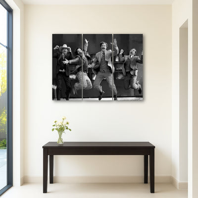 AUTO-MOCKUP ROOM | Anchorman Grayscale