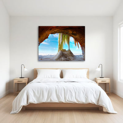 AUTO-MOCKUP ROOM | Apostle Islands Ice Caves