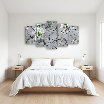 AUTO-MOCKUP ROOM | Apple Tree Blossoms