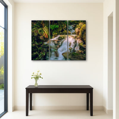 AUTO-MOCKUP ROOM | Baker Waterfall