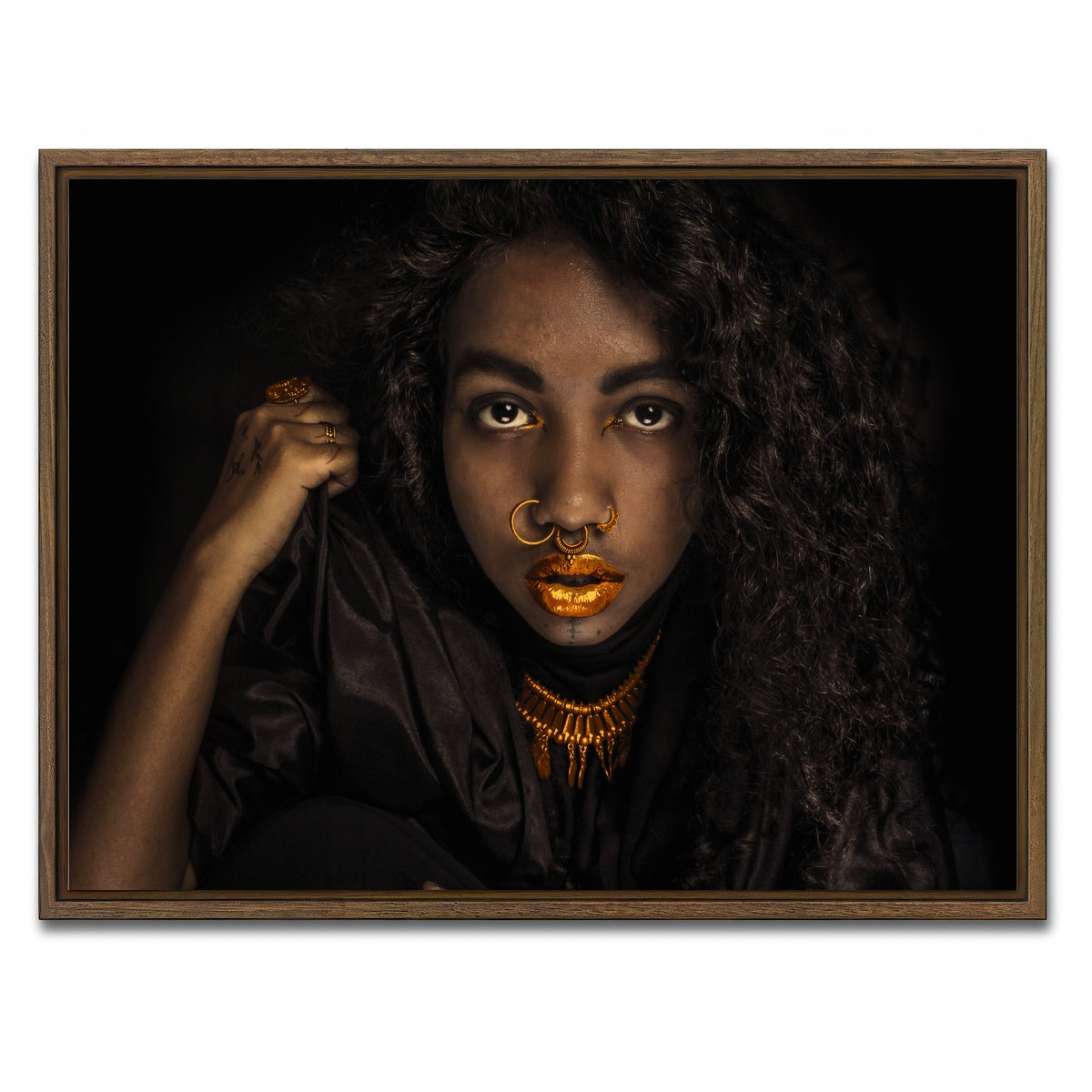 AUTO-MOCKUP WHITE | Beauty | 1 Piece | Walnut Framed Canvas | group=4x3