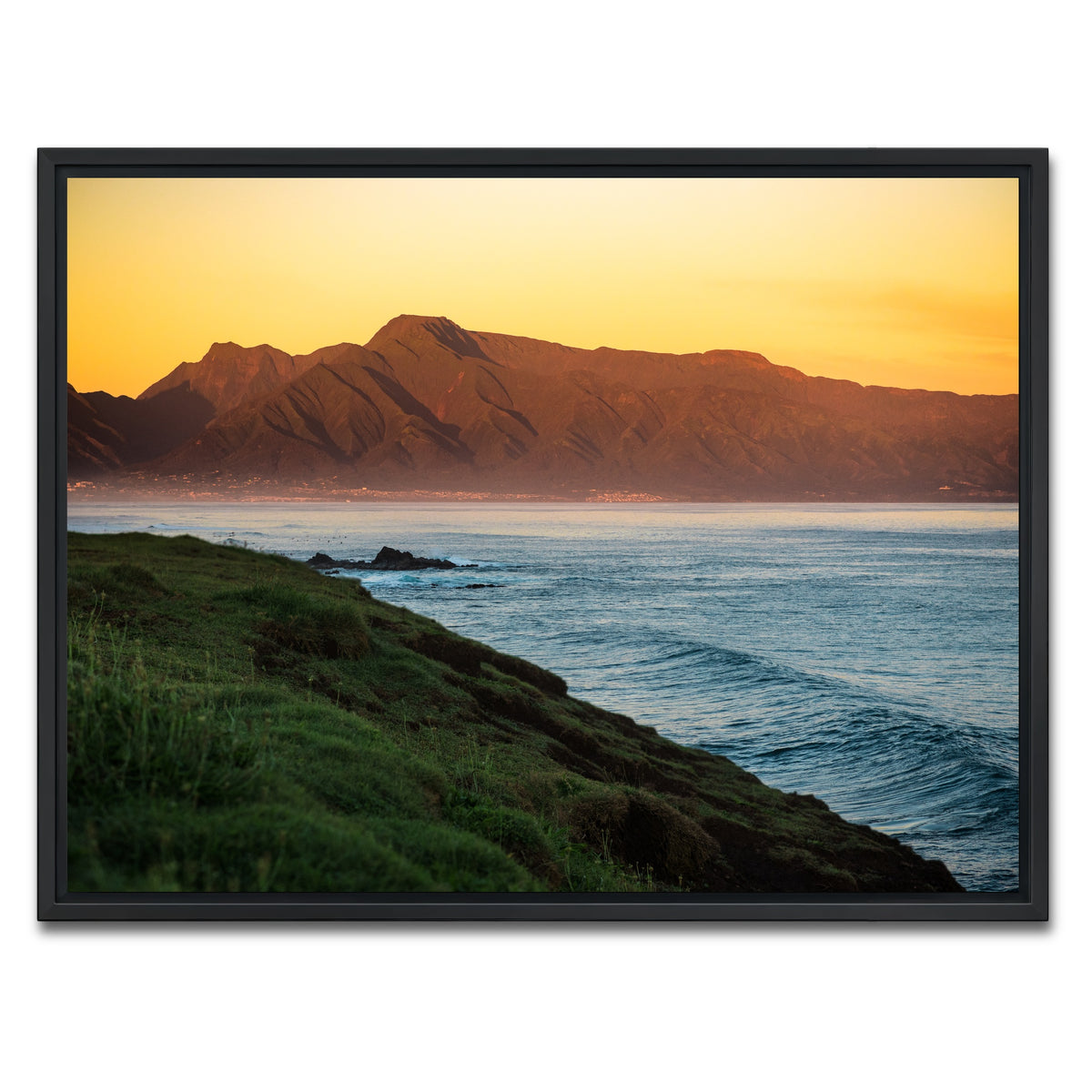 AUTO-MOCKUP WHITE | Beauty of Maui | 1 Piece | Black Framed Canvas | group=4x3