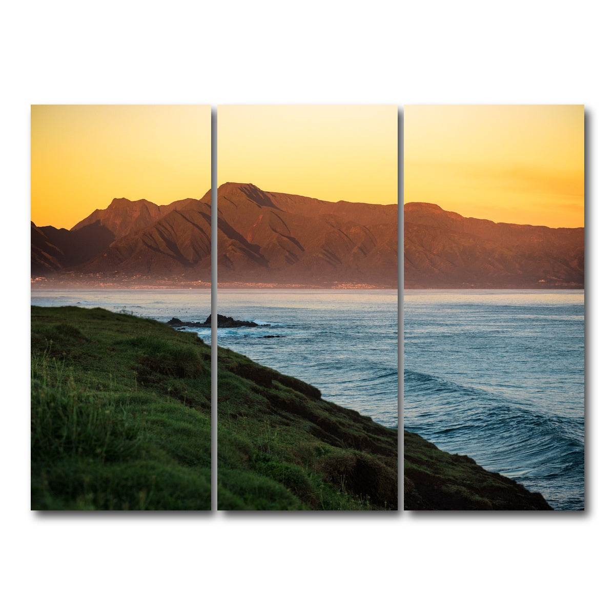 AUTO-MOCKUP WHITE | Beauty of Maui | 3 Piece | Gallery Wrap Canvas | group=8x18