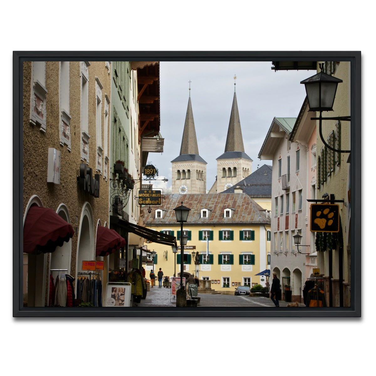 AUTO-MOCKUP WHITE | Berchtesgaden Germany | 1 Piece | Black Framed Canvas | group=4x3
