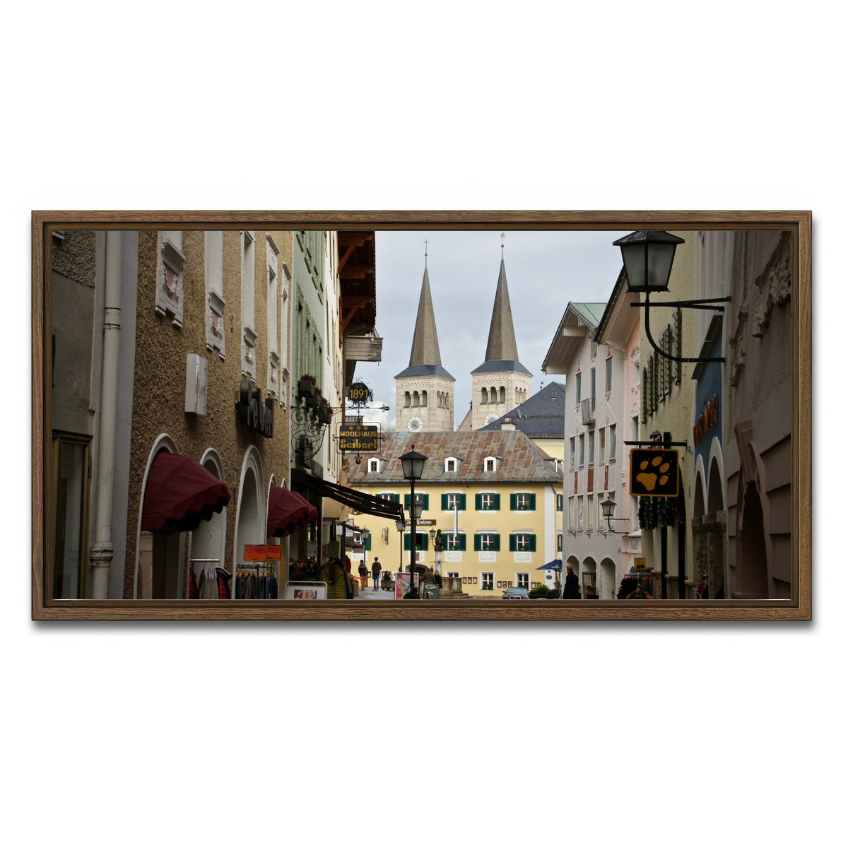 AUTO-MOCKUP WHITE | Berchtesgaden Germany | 1 Piece | Walnut Framed Canvas | group=2x1