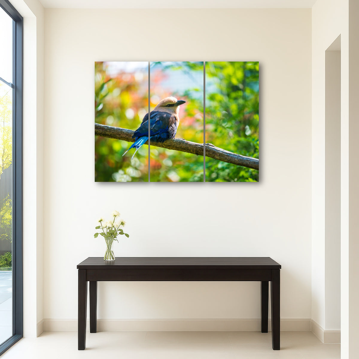 AUTO-MOCKUP ROOM | Bird on a tree
