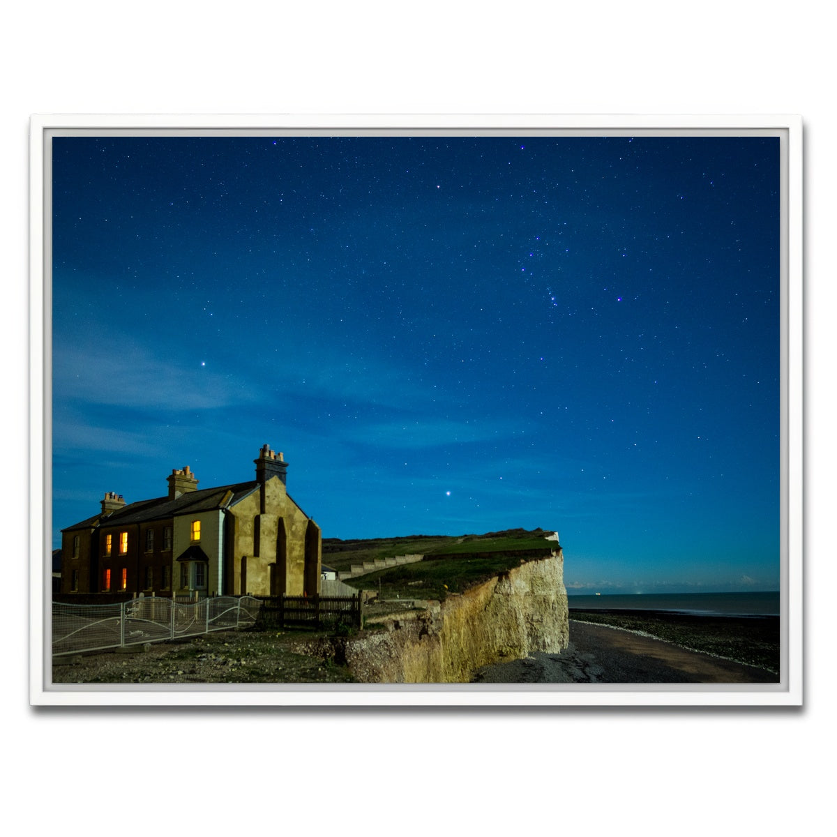 AUTO-MOCKUP WHITE | Birling Gap | 1 Piece | White Framed Canvas | group=4x3