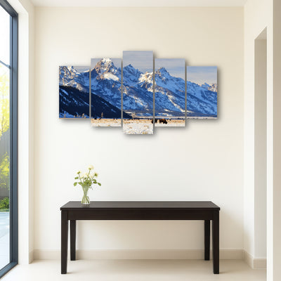 AUTO-MOCKUP ROOM | Bison grazing - Grand Teton National Park