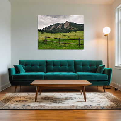 AUTO-MOCKUP ROOM | Boulder Flatirons