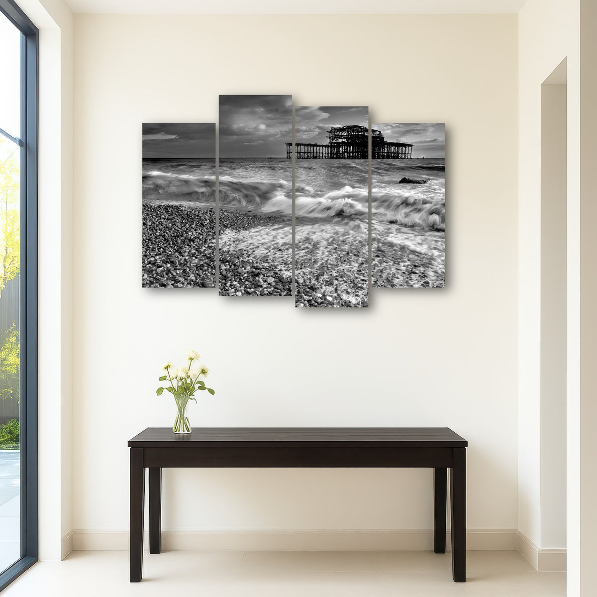 AUTO-MOCKUP ROOM | Brighton West Pier