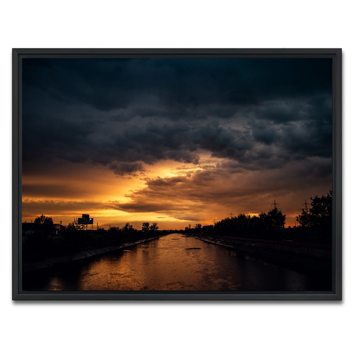 AUTO-MOCKUP WHITE | Bucharest Sunset 3 | 1 Piece | Black Framed Canvas | group=4x3