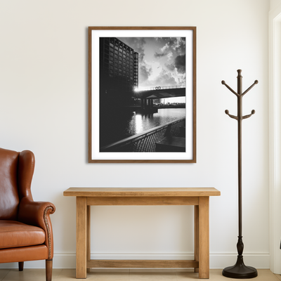 AUTO-MOCKUP ROOM | Canary Wharf Wall Art