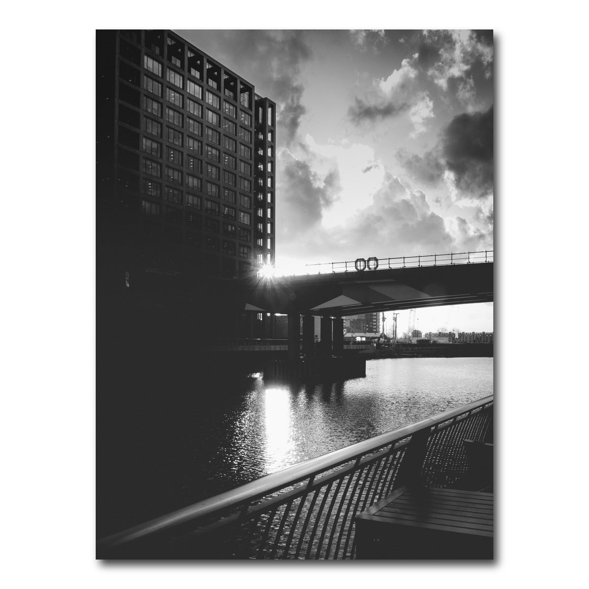 AUTO-MOCKUP WHITE | Canary Wharf | 1 Piece | Gallery Wrap Canvas | group=3x4