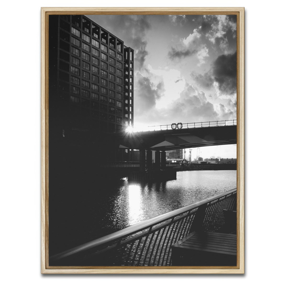 AUTO-MOCKUP WHITE | Canary Wharf | 1 Piece | Natural Framed Canvas | group=3x4