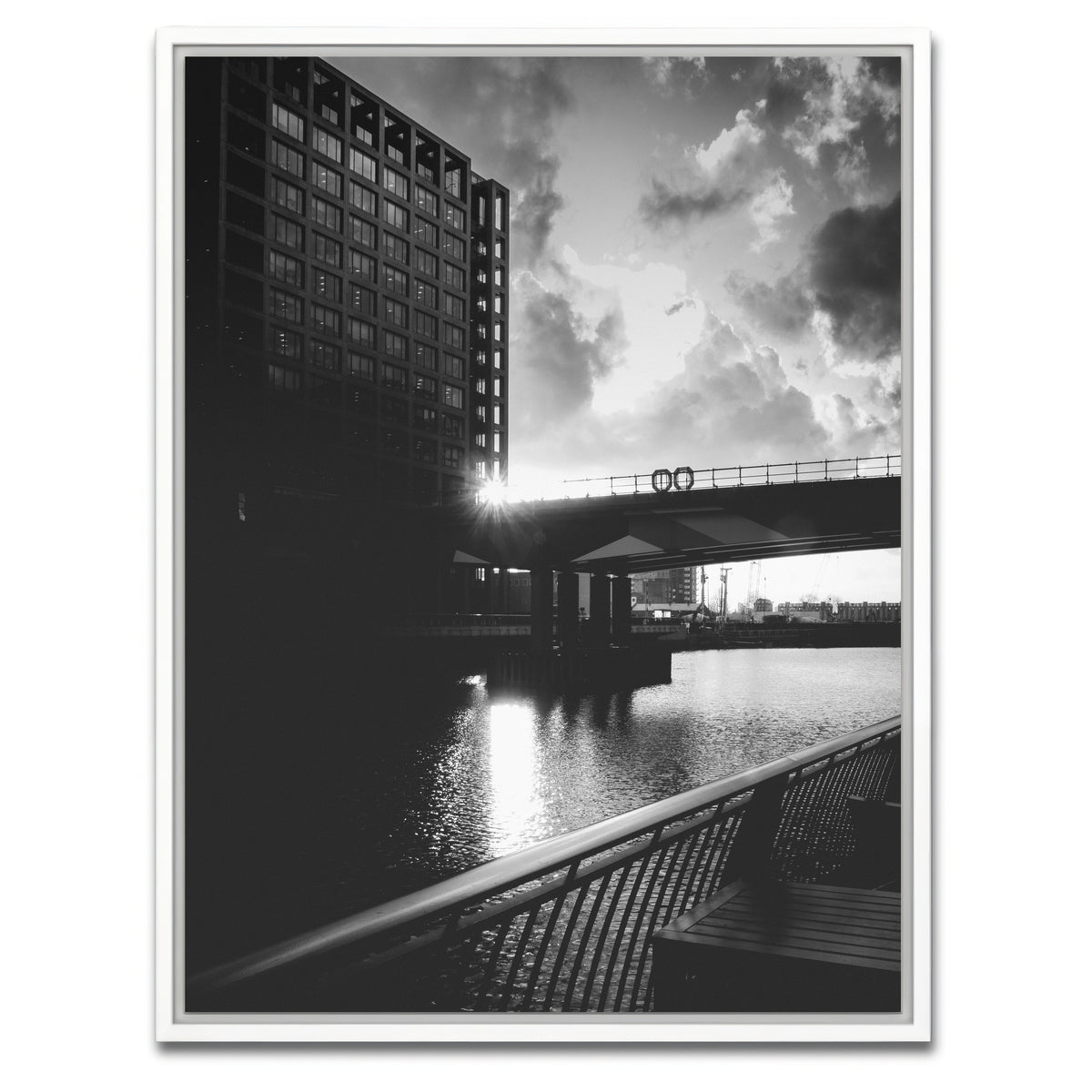 AUTO-MOCKUP WHITE | Canary Wharf | 1 Piece | White Framed Canvas | group=3x4