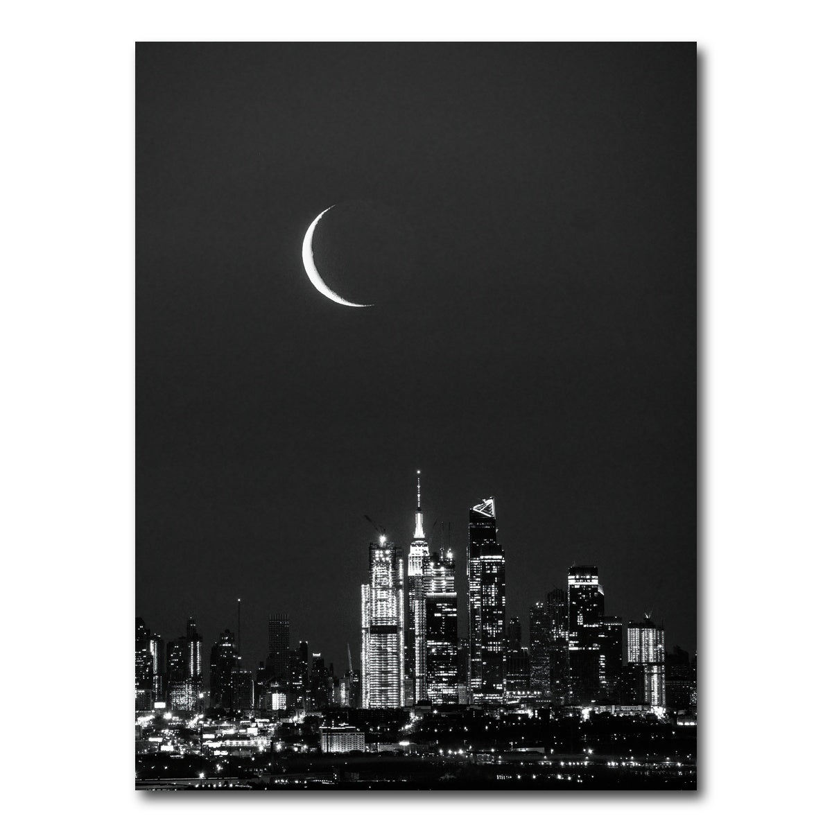 AUTO-MOCKUP WHITE | Caught Between Moon and NYC | 1 Piece | Gallery Wrap Canvas | group=3x4