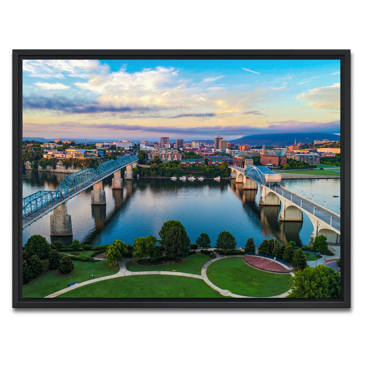 AUTO-MOCKUP WHITE | Chattanooga | 1 Piece | Black Framed Canvas | group=4x3