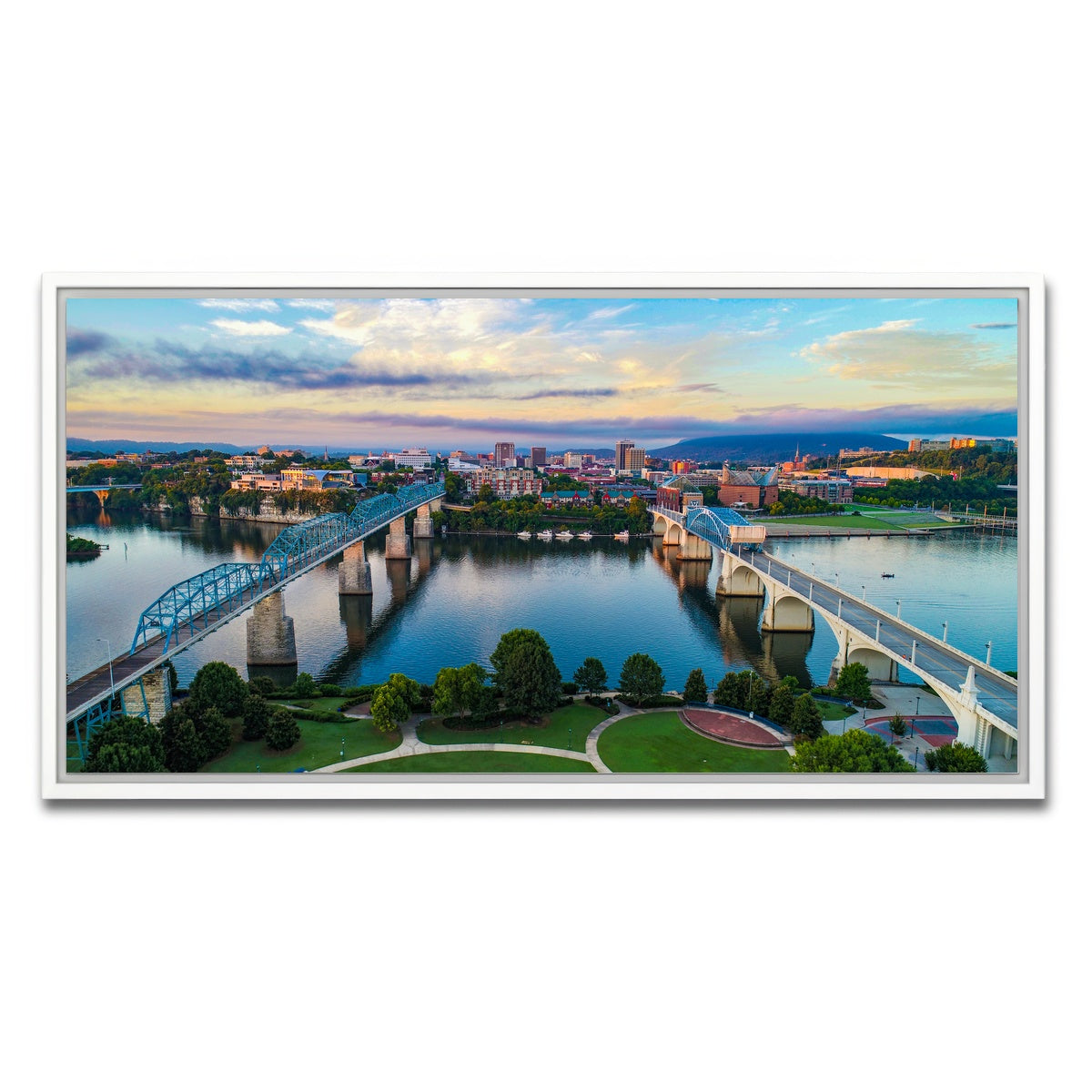 AUTO-MOCKUP WHITE | Chattanooga | 1 Piece | White Framed Canvas | group=2x1