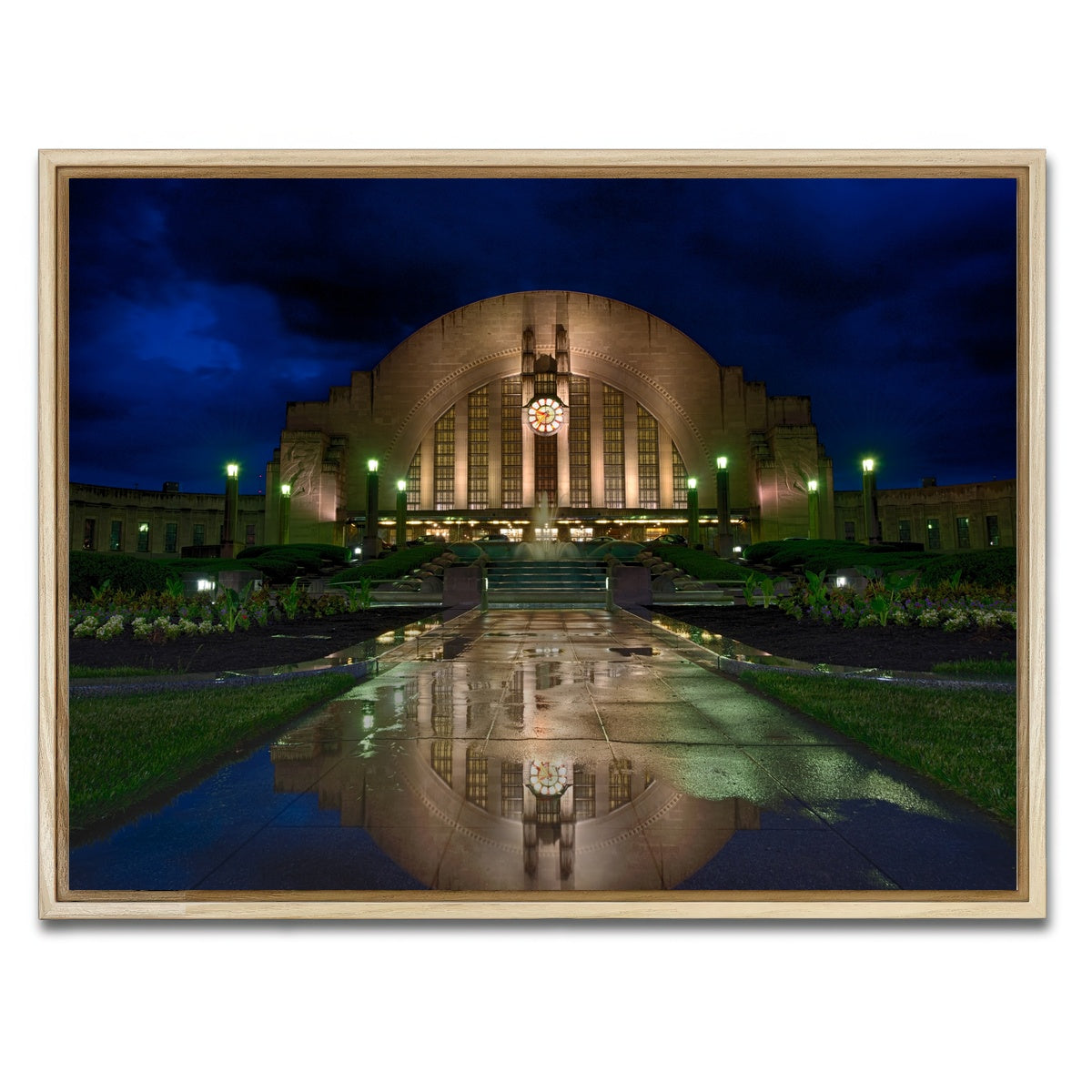 AUTO-MOCKUP WHITE | Cincinnati Union Terminal Reflection | 1 Piece | Natural Framed Canvas | group=4x3