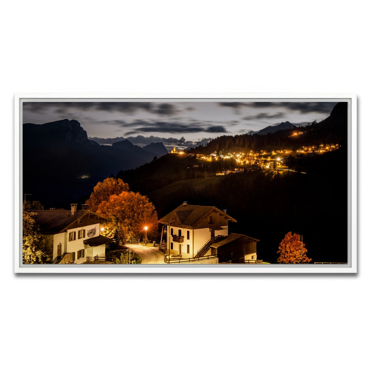 AUTO-MOCKUP WHITE | Colle Santa Lucia | 1 Piece | White Framed Canvas | group=2x1