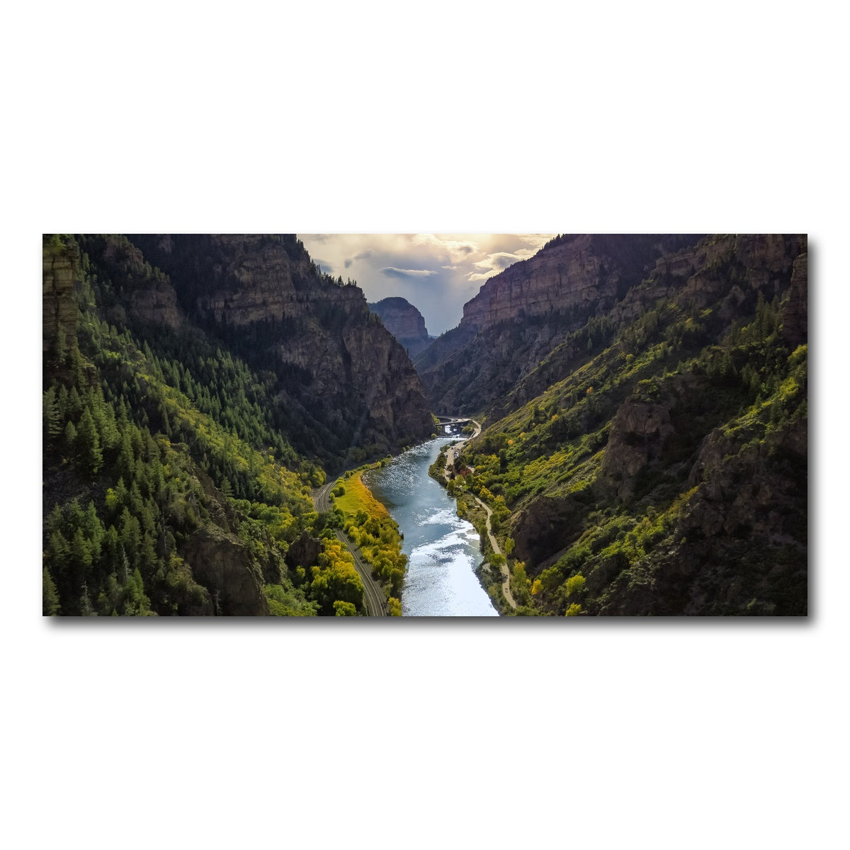 AUTO-MOCKUP WHITE | Colorado Valley | 1 Piece | Gallery Wrap Canvas | group=2x1