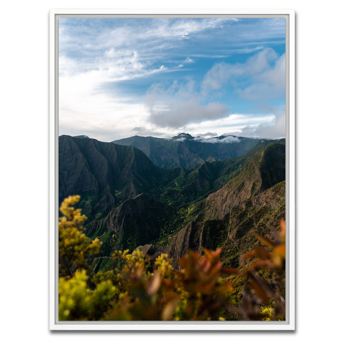 AUTO-MOCKUP WHITE | Colorful Valley | 1 Piece | White Framed Canvas | group=3x4