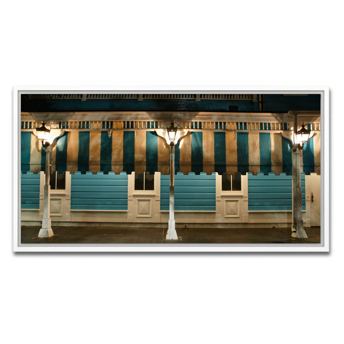 AUTO-MOCKUP WHITE | Commander's Palace, New Orleans | 1 Piece | White Framed Canvas | group=2x1