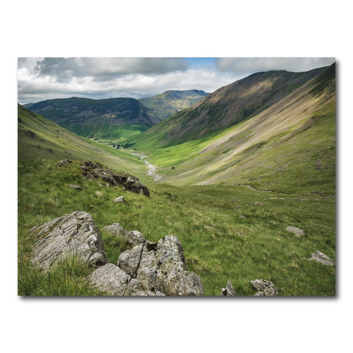 AUTO-MOCKUP WHITE | Creek in the Canyon | 1 Piece | Gallery Wrap Canvas | group=4x3