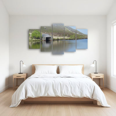 AUTO-MOCKUP ROOM | Cregennan Boat House