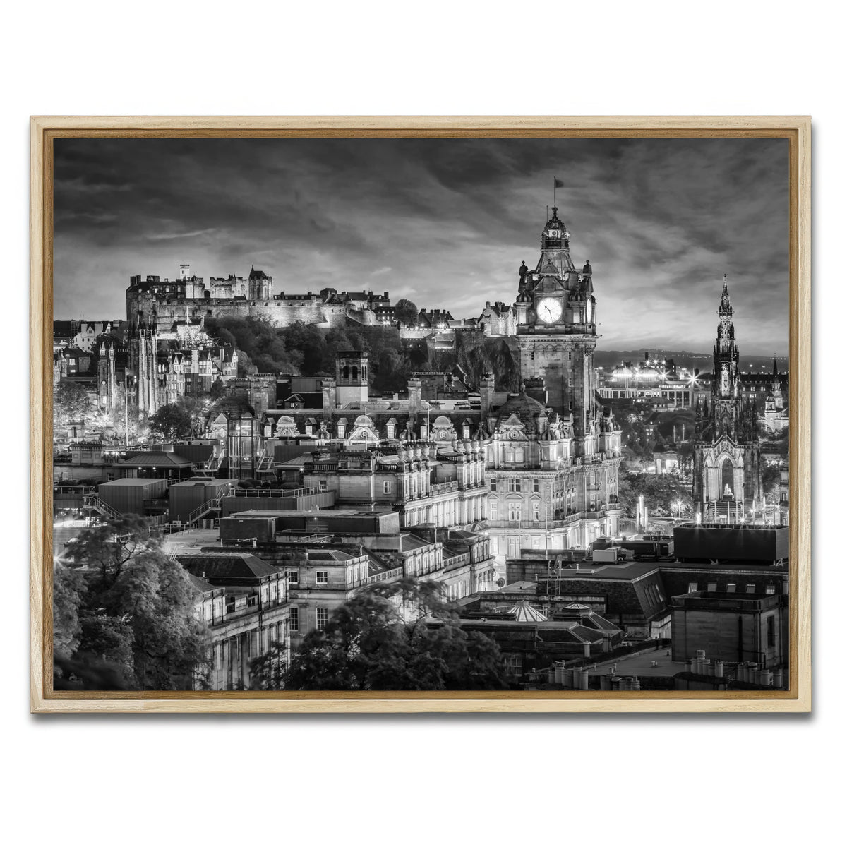 AUTO-MOCKUP WHITE | Evening impression from Edinburgh | 1 Piece | Natural Framed Canvas | group=4x3