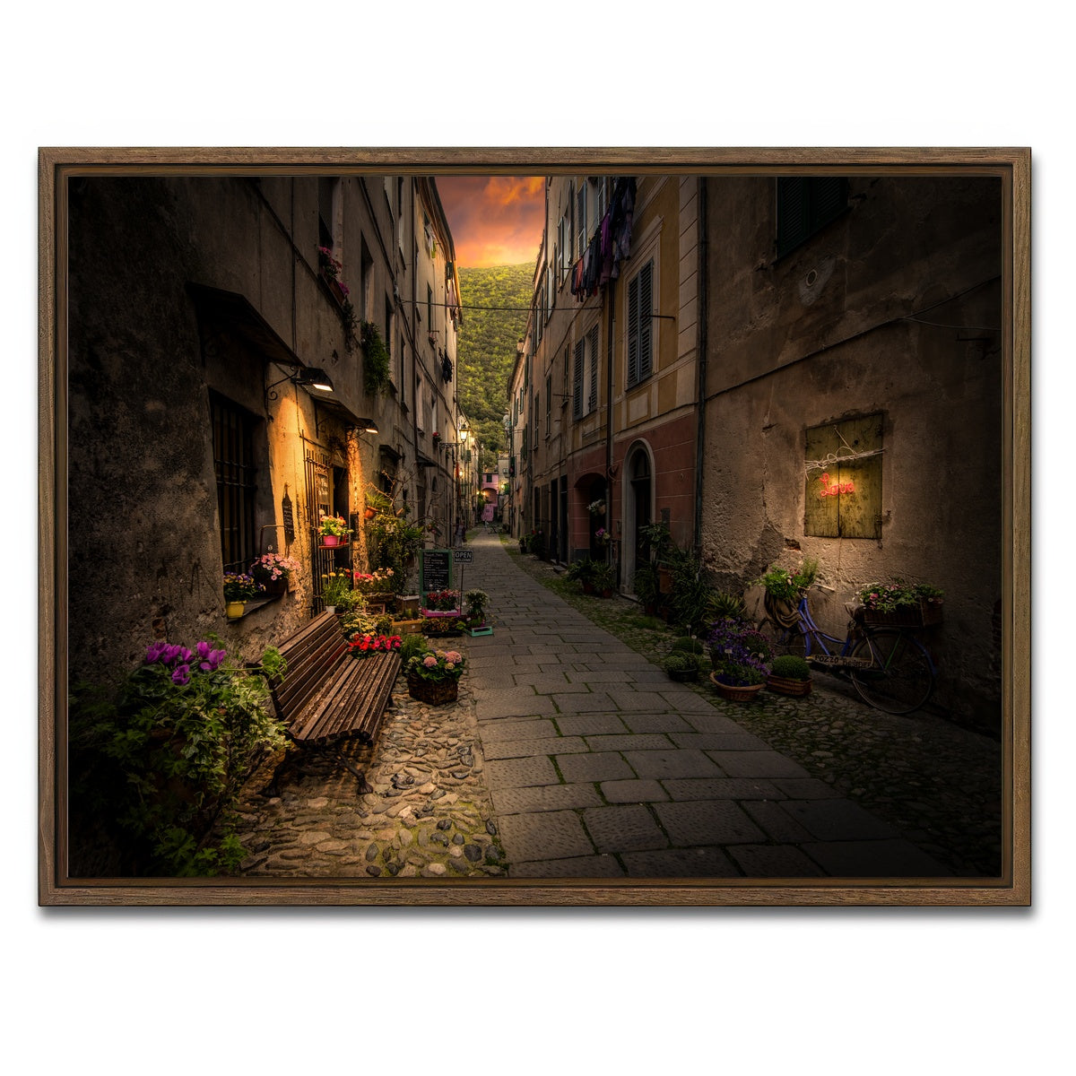 AUTO-MOCKUP WHITE | Finalborgo | 1 Piece | Walnut Framed Canvas | group=4x3