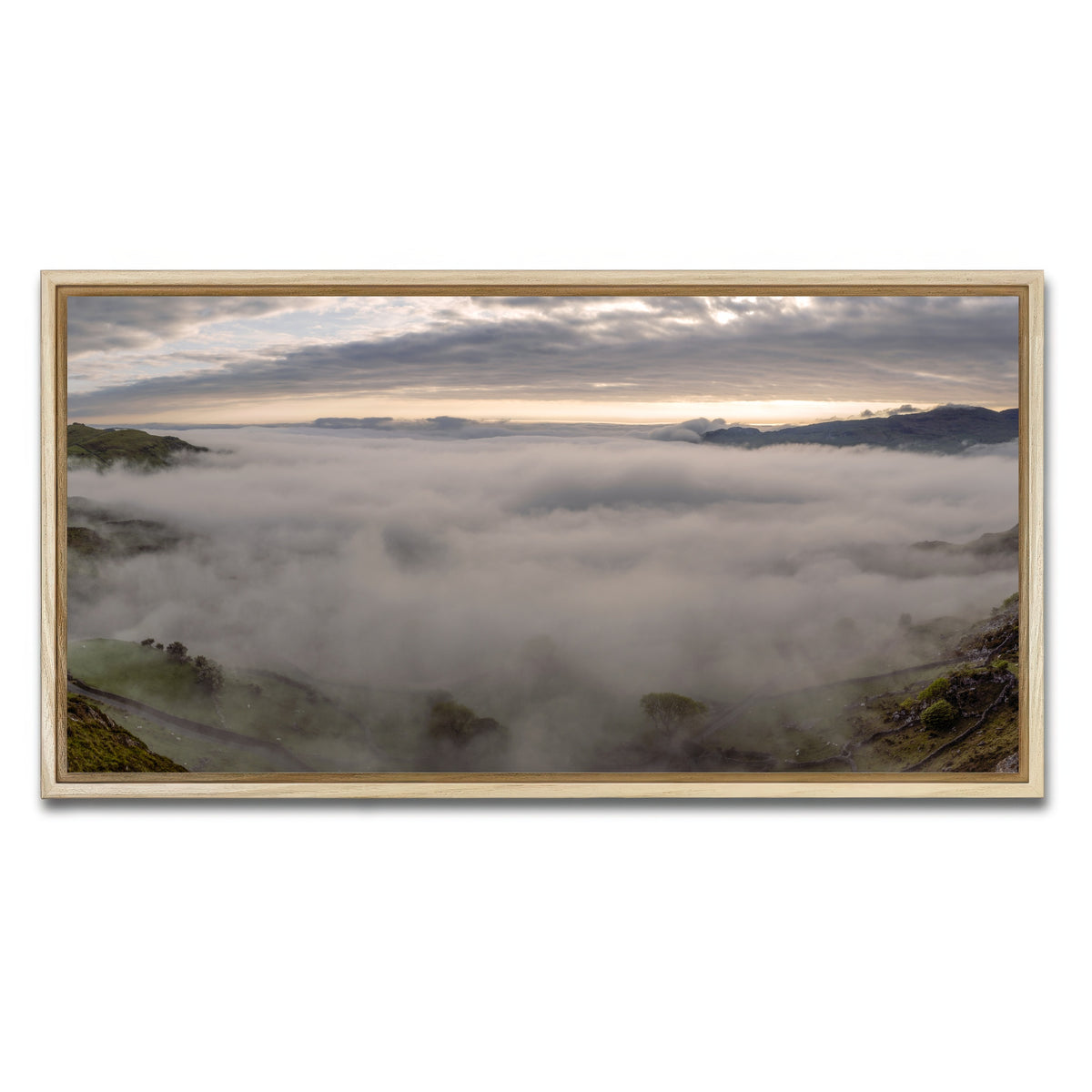 AUTO-MOCKUP WHITE | Foggy Snowdonia | 1 Piece | Natural Framed Canvas | group=2x1