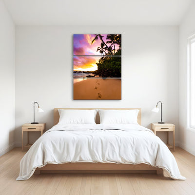 AUTO-MOCKUP ROOM | Footprints in the Sand