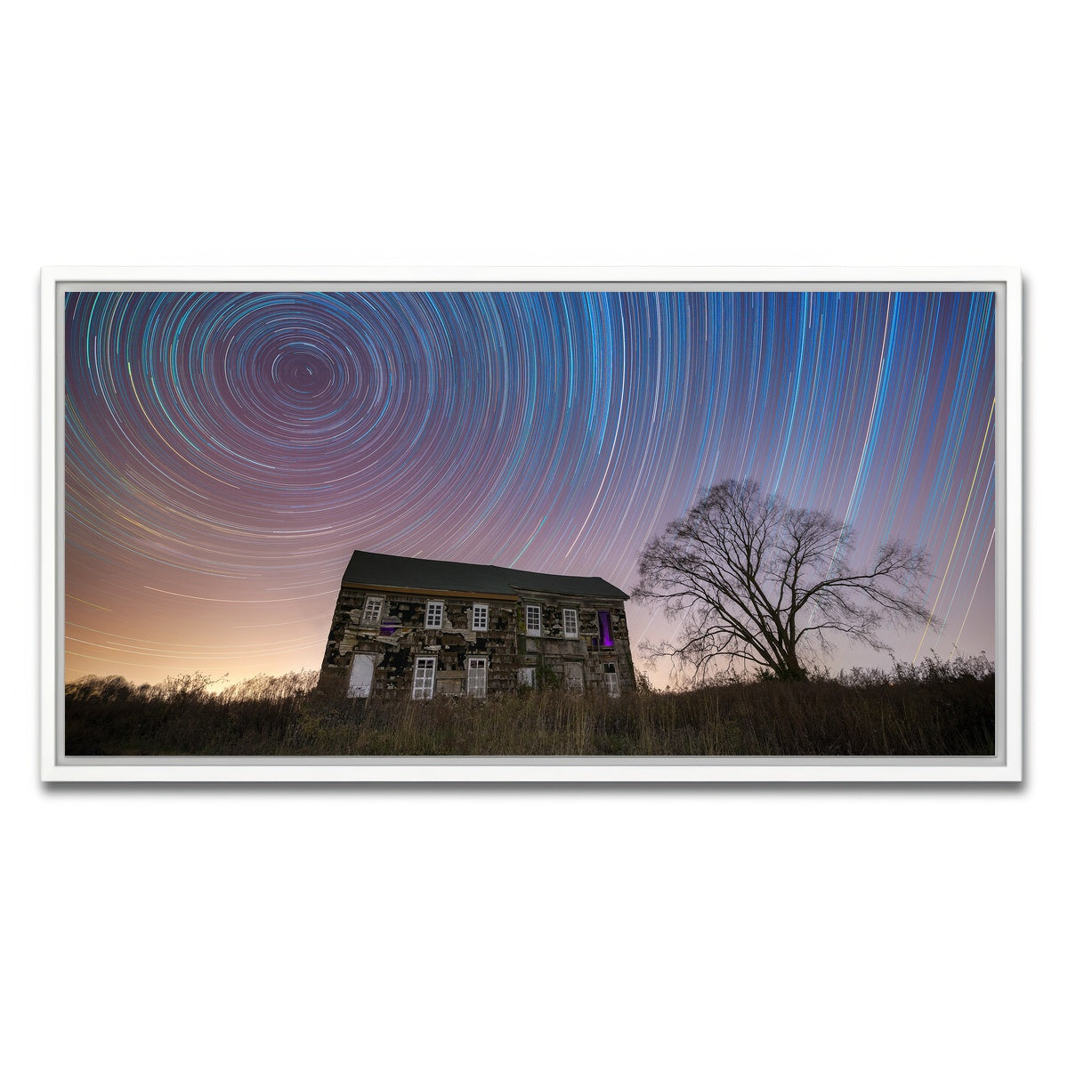 AUTO-MOCKUP WHITE | Forgotten Times | 1 Piece | White Framed Canvas | group=2x1