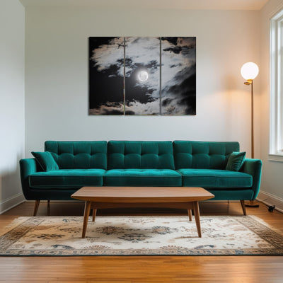 AUTO-MOCKUP ROOM | Full moon behind clouds