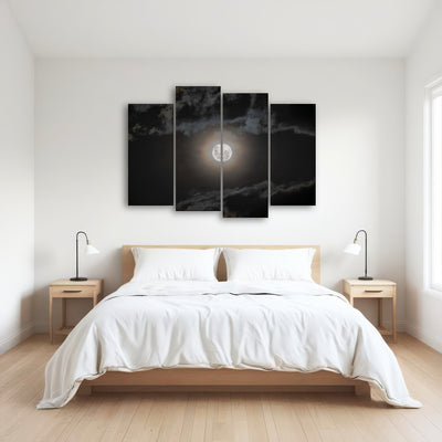 AUTO-MOCKUP ROOM | Full moon on a cloudy night