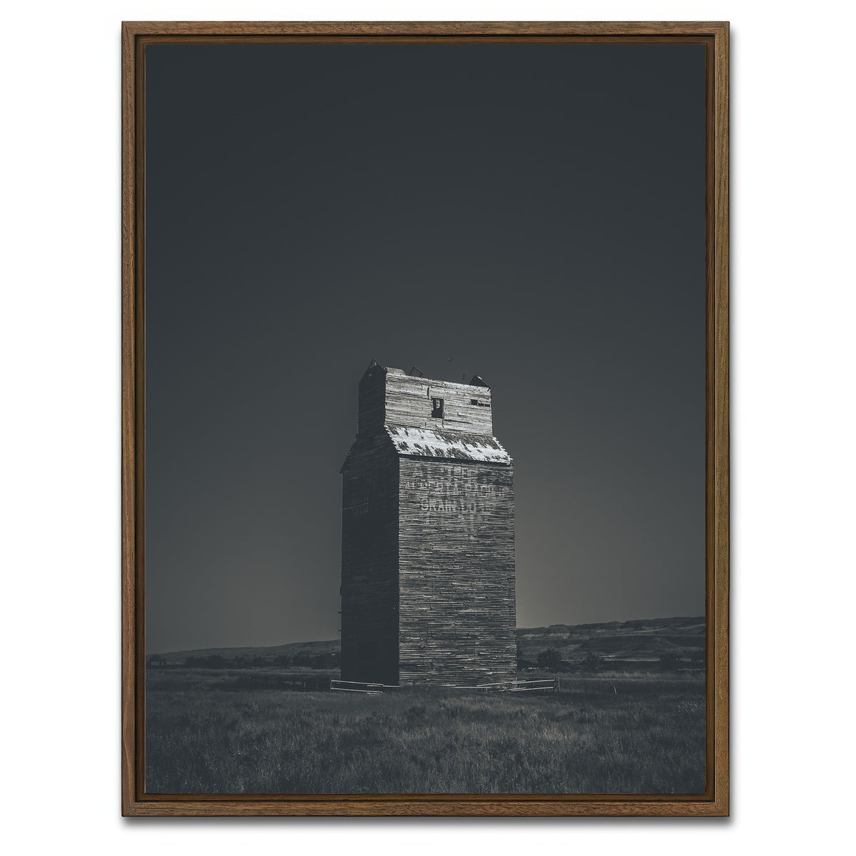 AUTO-MOCKUP WHITE | Grain Silo | 1 Piece | Walnut Framed Canvas | group=3x4