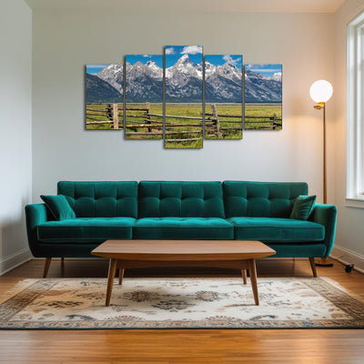 AUTO-MOCKUP ROOM | Grand Tetons and corral fence
