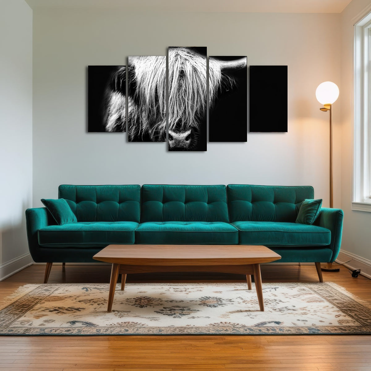 AUTO-MOCKUP ROOM | Grayscale Highland Cow