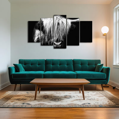 AUTO-MOCKUP ROOM | Grayscale Highland Cow