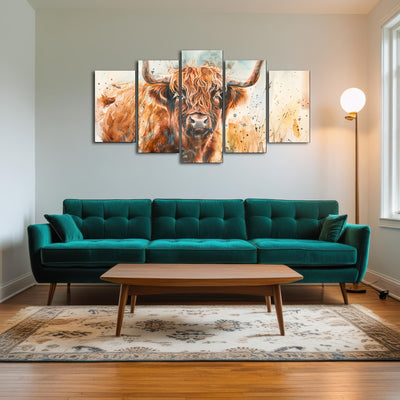 AUTO-MOCKUP ROOM | Grazing highland bull