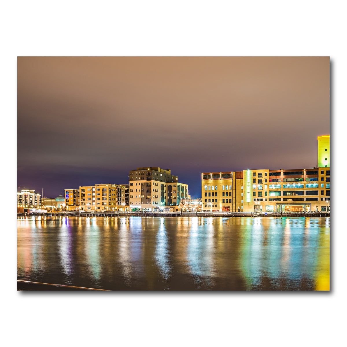 AUTO-MOCKUP WHITE | Green Bay city skyline | 1 Piece | Gallery Wrap Canvas | group=4x3