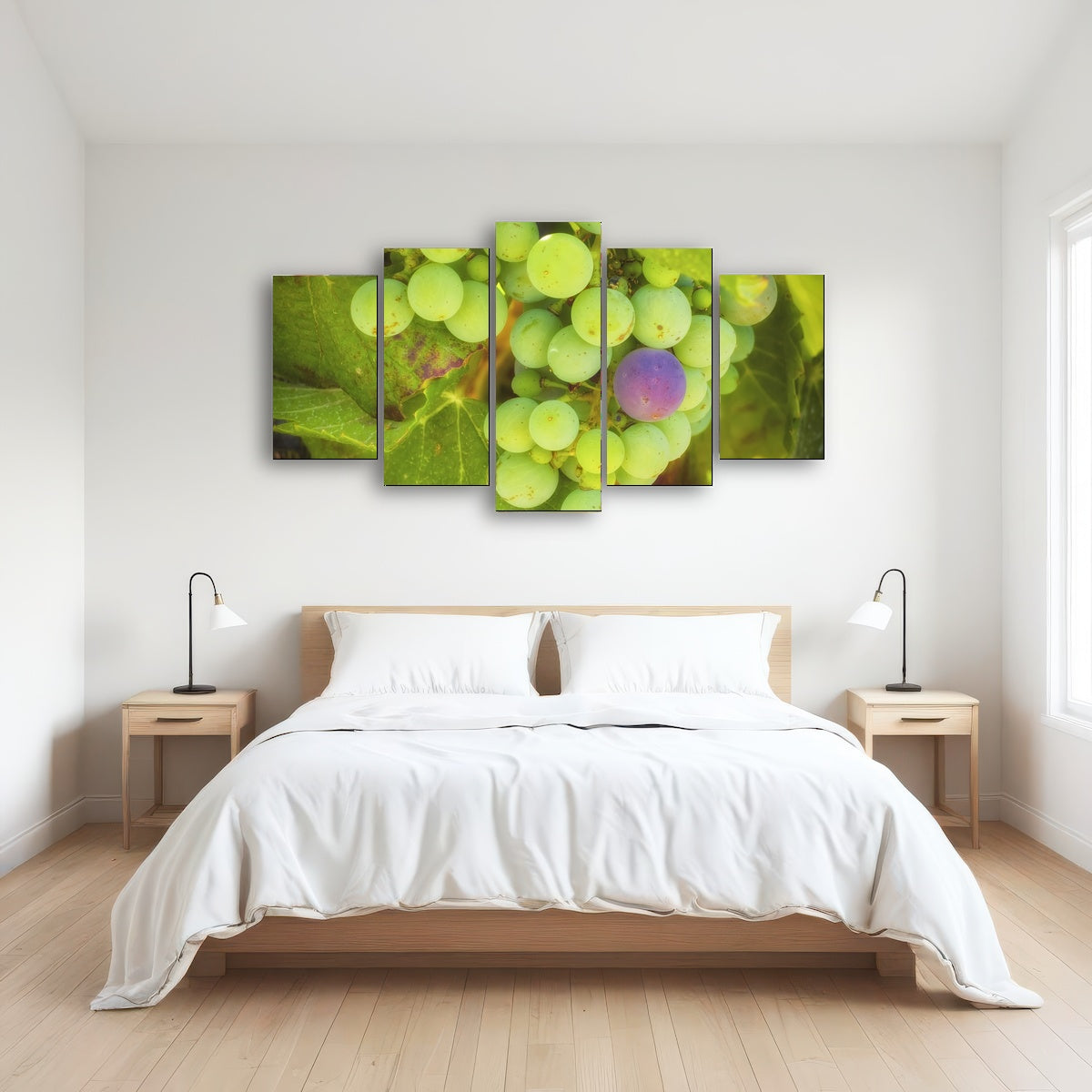 AUTO-MOCKUP ROOM | Green Purple Grapes Temecula Valley